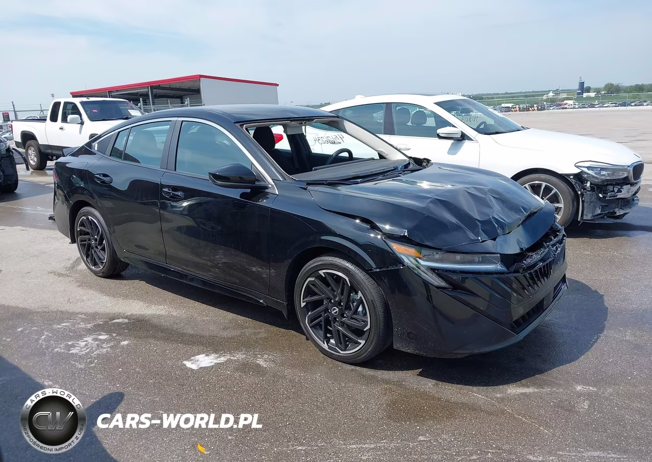 2026 Nissan Sentra Sr – zdjęcie 1 z 16