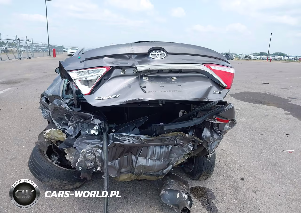 2017 Toyota Camry Se VIN:4T1BF1FK6HU350934 - 6