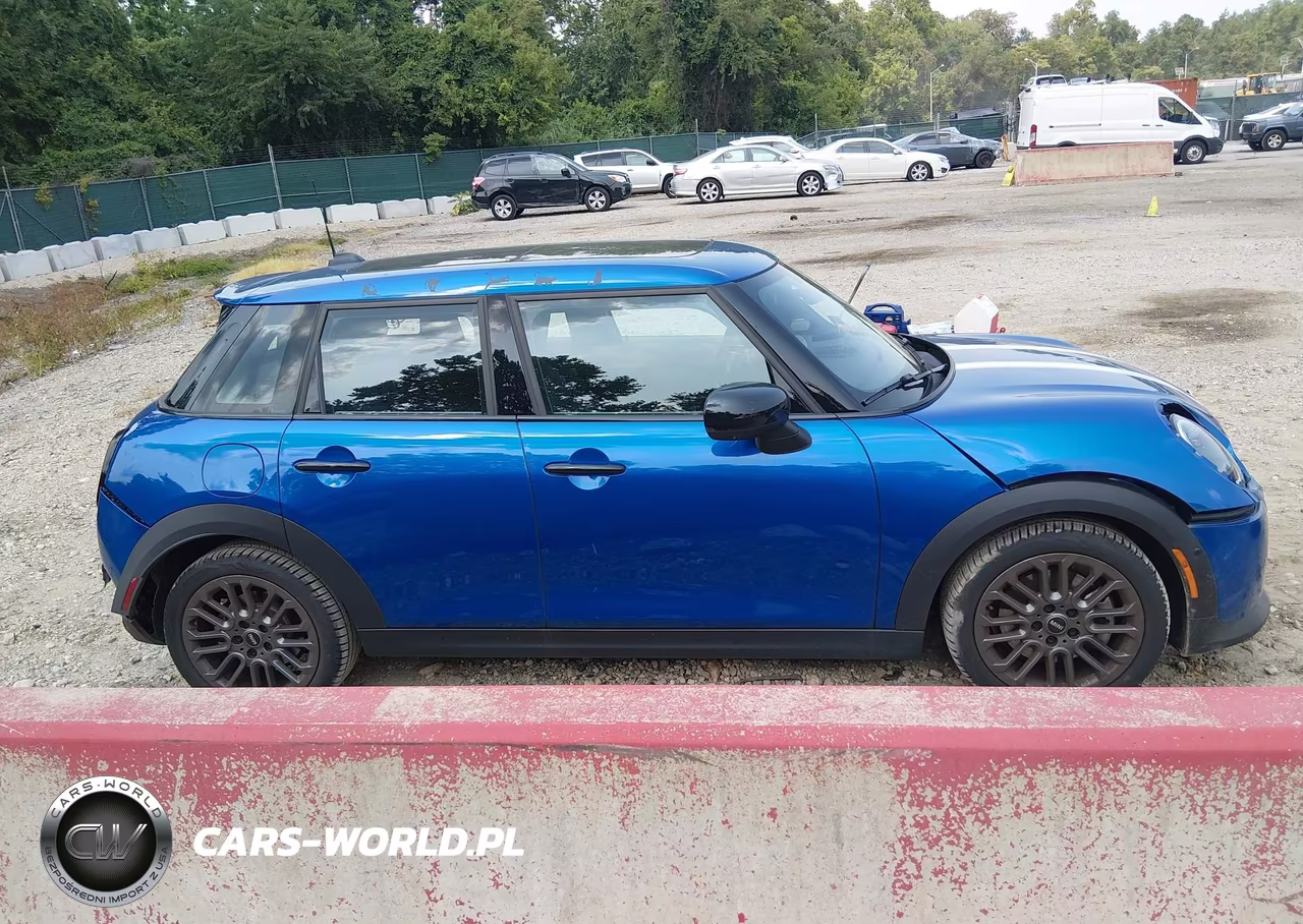 2025 Mini Hardtop Cooper S VIN:WMW53GD09S2W53236 - 13