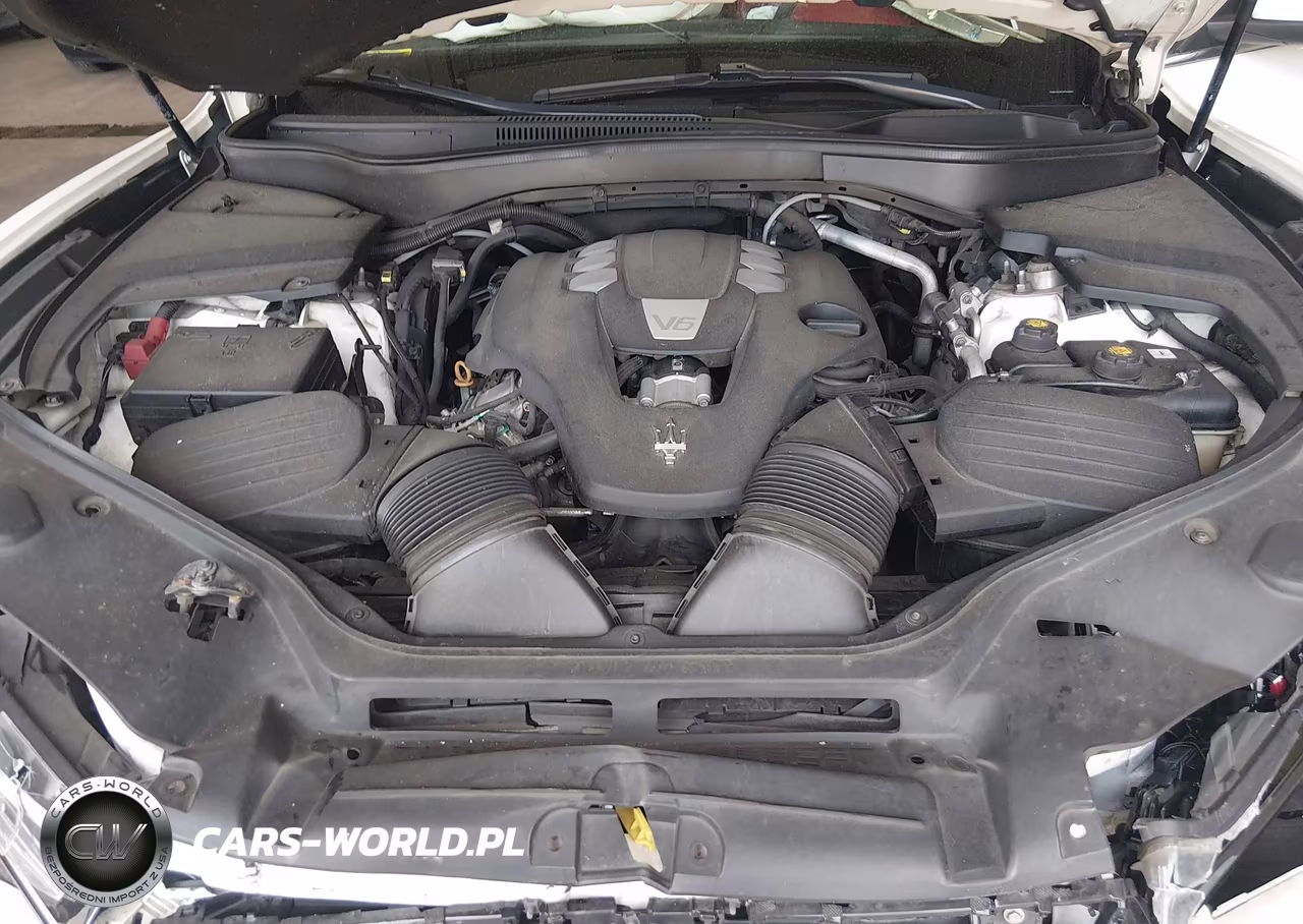 2018 Maserati Levante Gransport VIN:ZN661XUS2JX259608 - 10