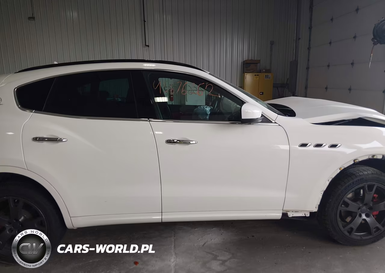 2018 Maserati Levante Gransport VIN:ZN661XUS2JX259608 - 12