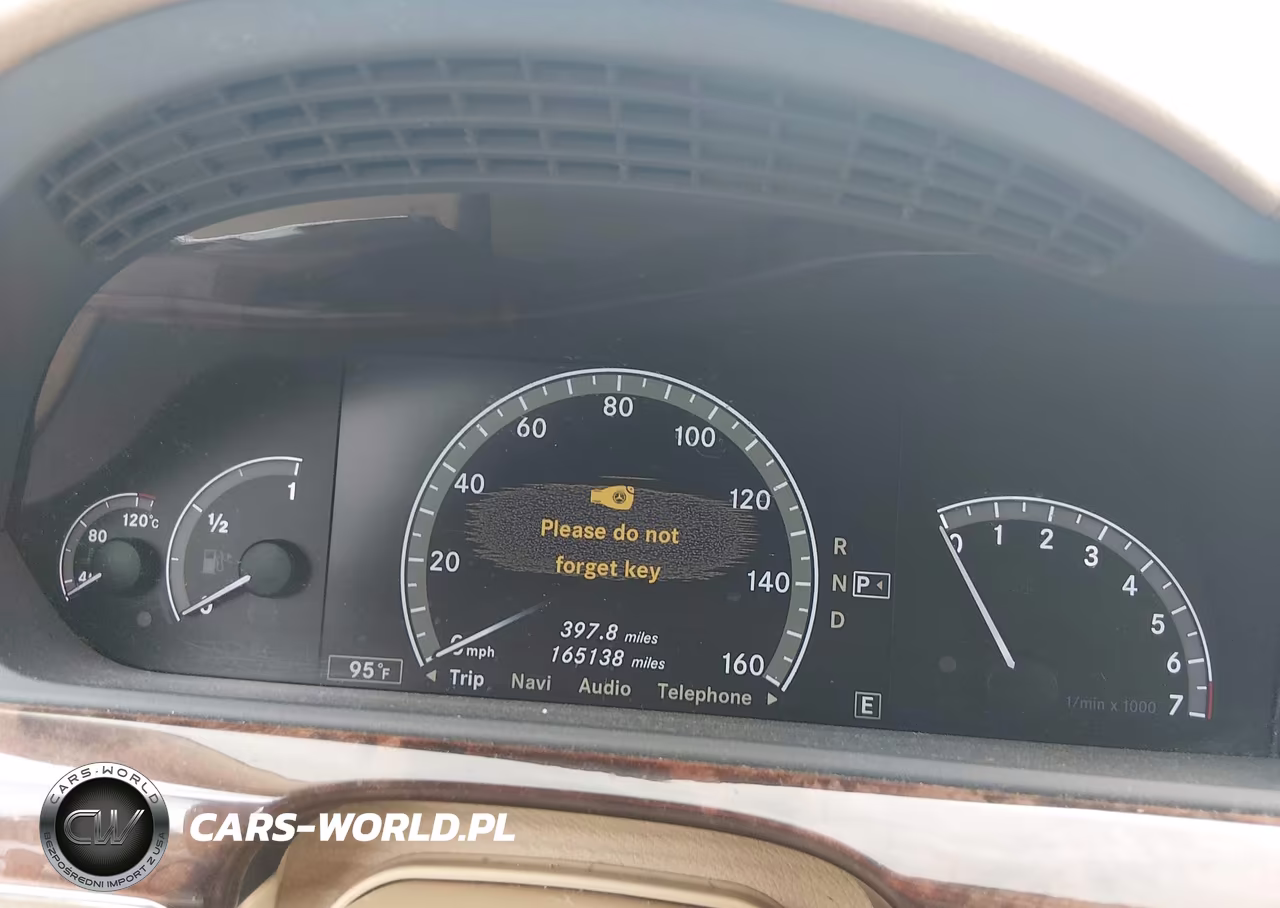 2011 Mercedes-Benz S 550 VIN:WDDNG7BB8BA376439 - 7