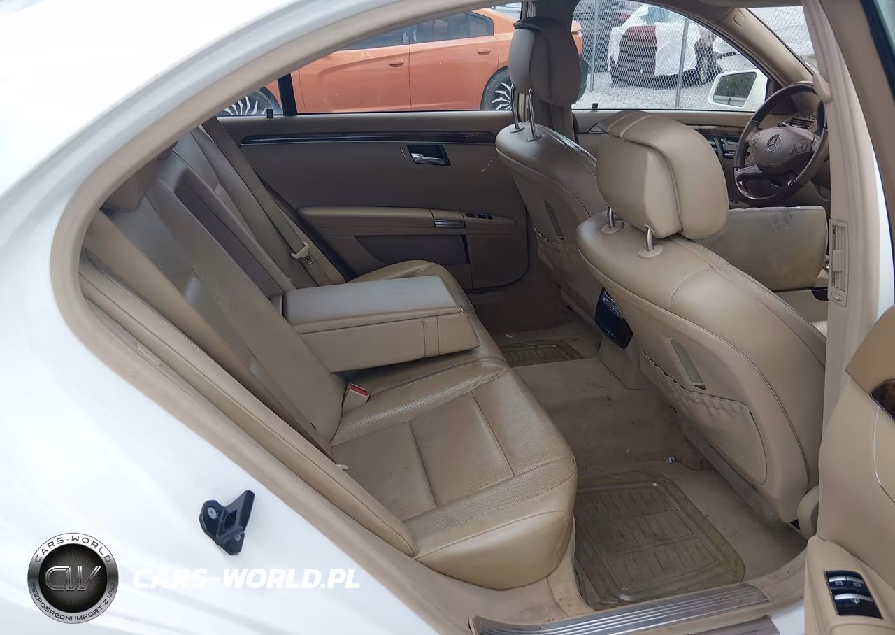 2011 Mercedes-Benz S 550 VIN:WDDNG7BB8BA376439 - 8