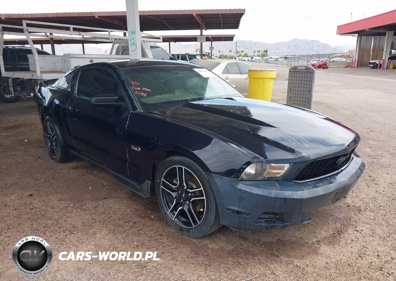 2011 Ford Mustang V6