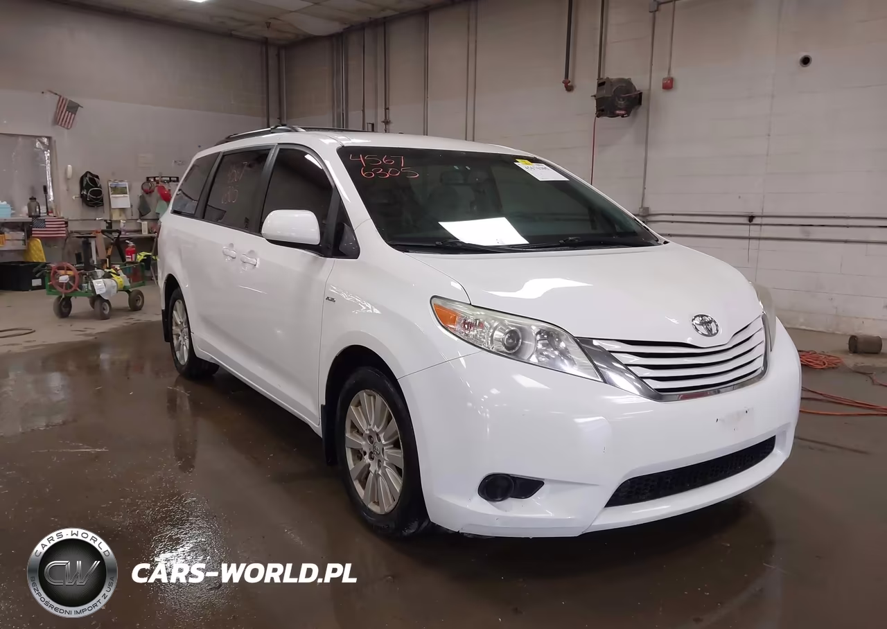 2017 Toyota Sienna Le 7 Passenger – zdjęcie 1 z 16