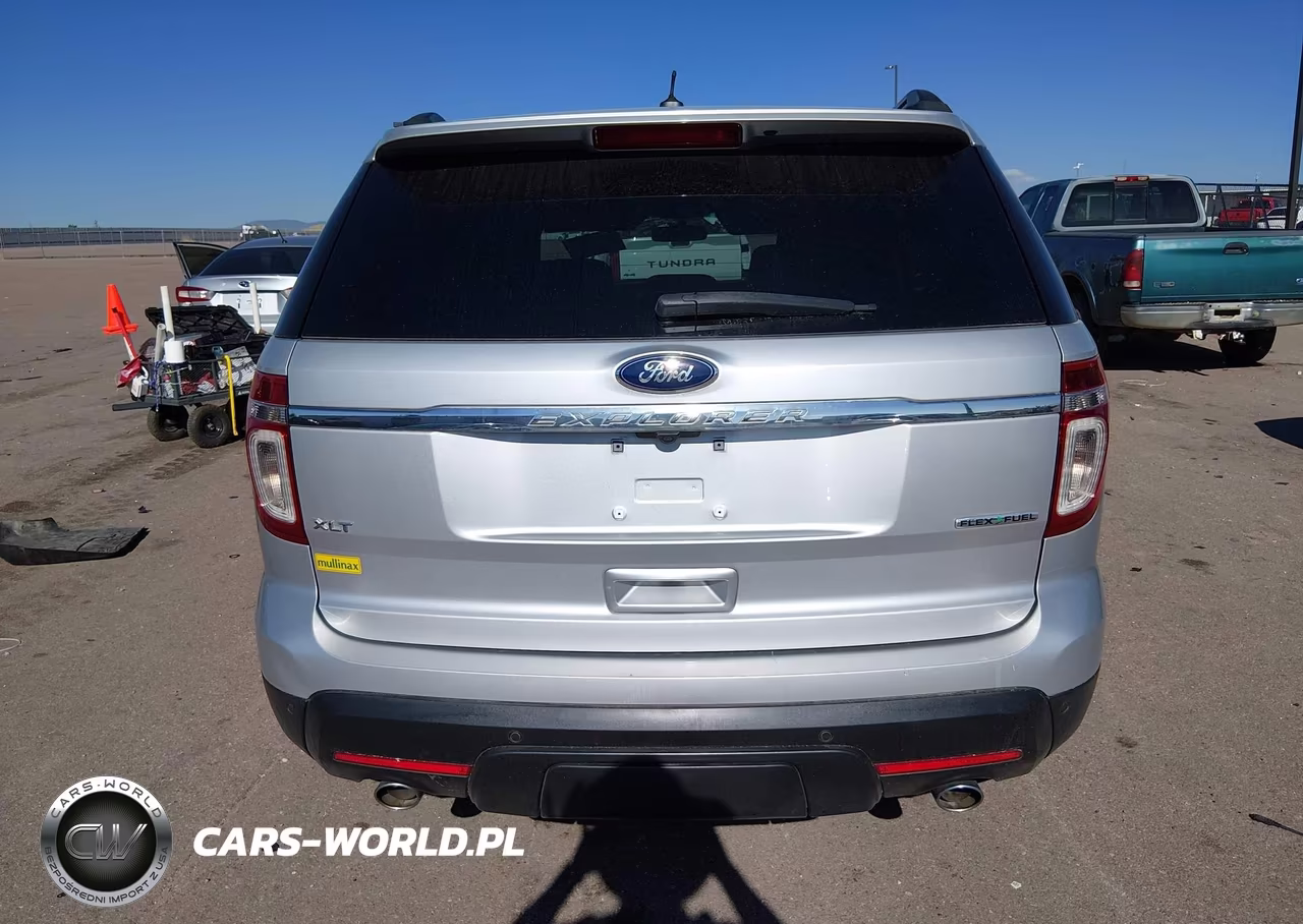 2015 Ford Explorer Xlt VIN:1FM5K7D85FGC60074 - 16