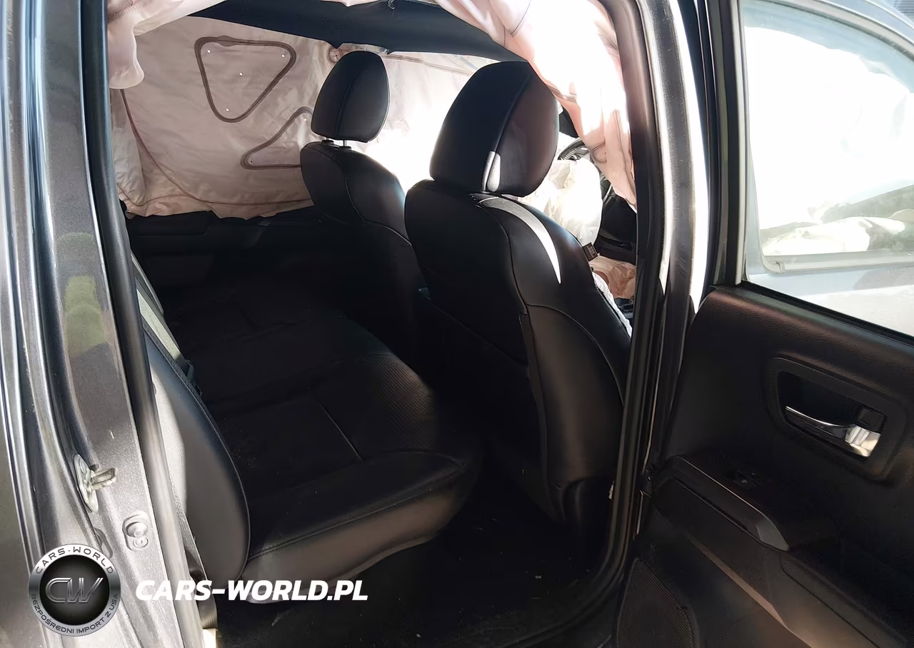 2019 Toyota Tacoma Trd Off Road VIN:5TFCZ5AN4KX204899 - 8