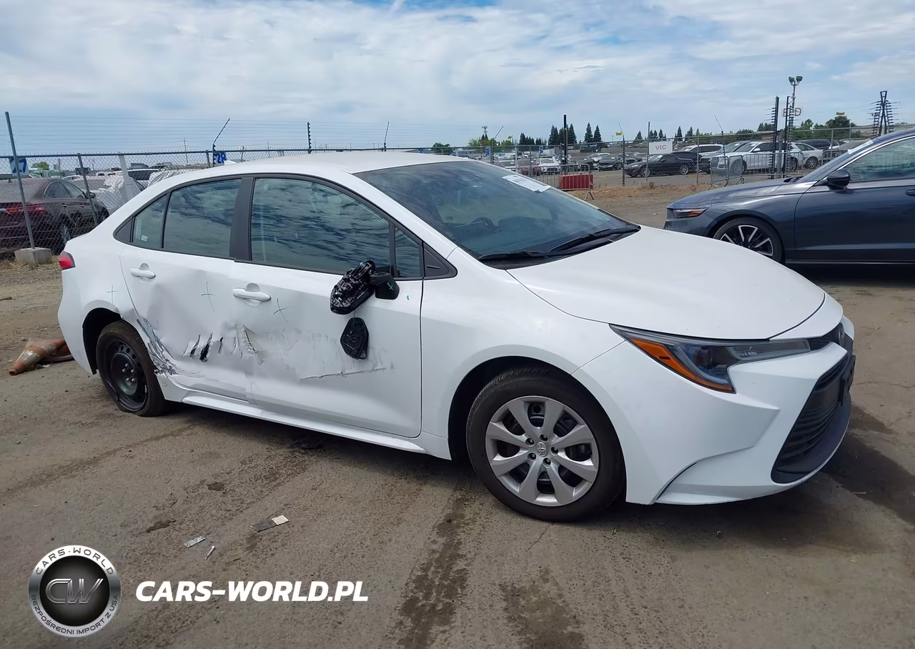 2026 Toyota Corolla Le VIN:5YFB4MDE8TP430895 - 13