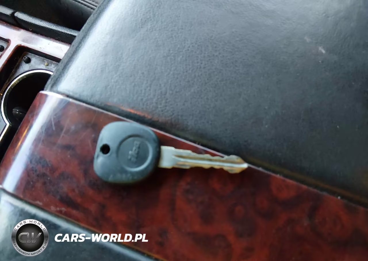 2007 Cadillac Escalade VIN:1GYFK63857R405019 - 11