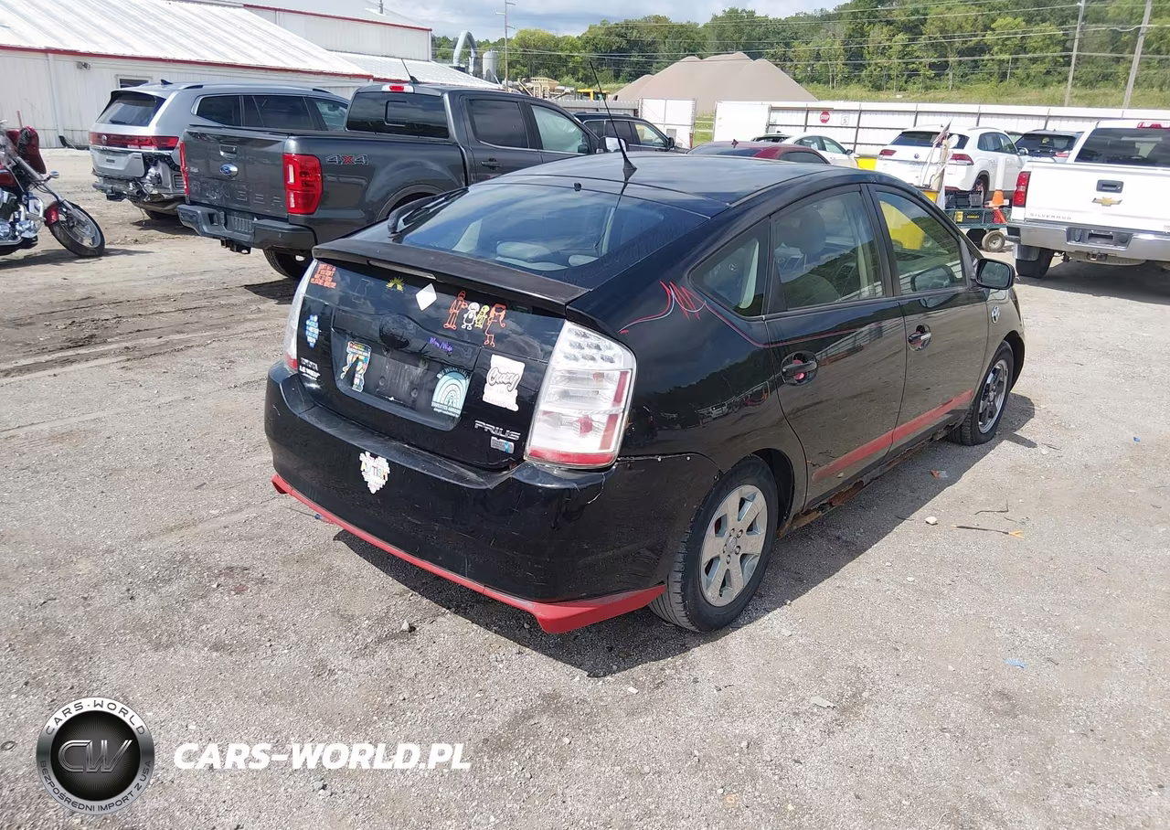 2008 Toyota Prius VIN:JTDKB20U883382323 - 4