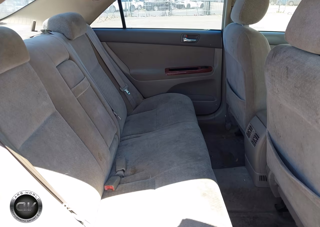 2003 Toyota Camry Xle VIN:JTDBE30K730183771 - 8