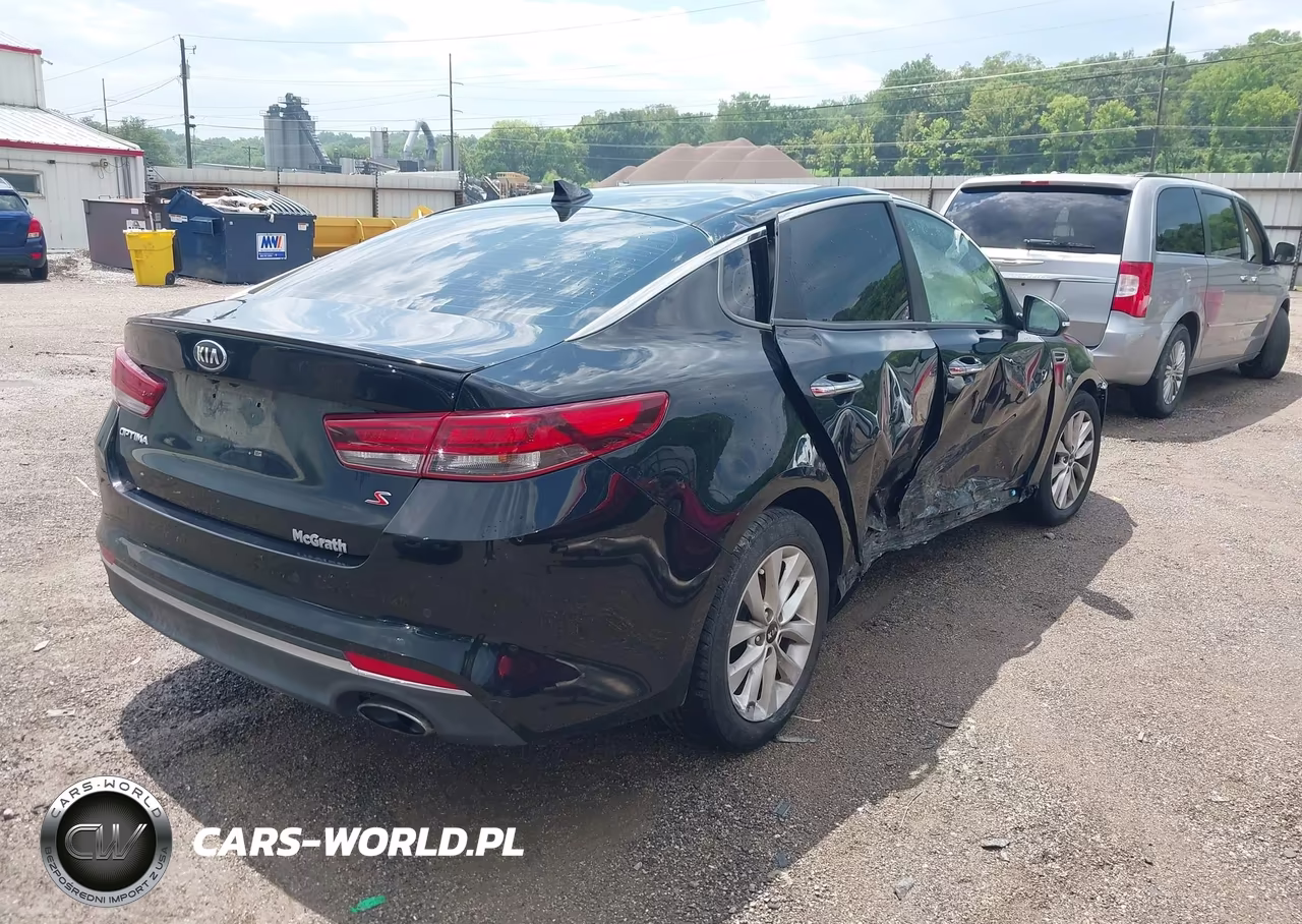 2018 Kia Optima S VIN:5XXGT4L39JG239775 - 4