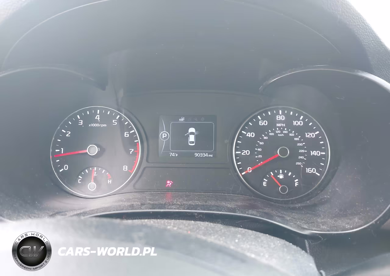 2018 Kia Optima S VIN:5XXGT4L39JG239775 - 7
