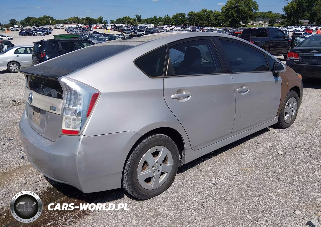 2010 Toyota Prius I VIN:JTDKN3DU4A1067575 - 4