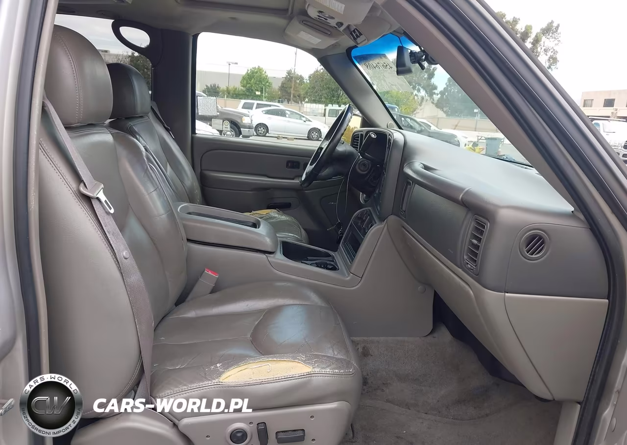 2005 Chevrolet Tahoe Lt VIN:1GNEC13T95J207326 - 5