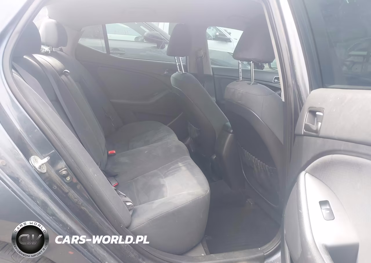 2015 Kia Optima Lx VIN:KNAGM4A78F5549038 - 8