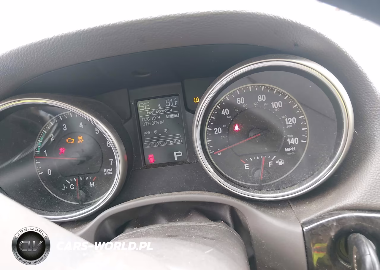2012 Jeep Grand Cherokee Laredo VIN:1C4RJFAG9CC222185 - 7
