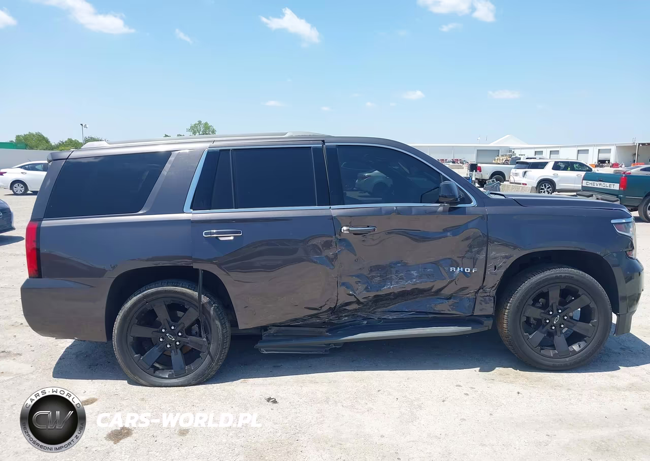 2017 Chevrolet Tahoe Ls VIN:1GNSCAKC8HR334143 - 13