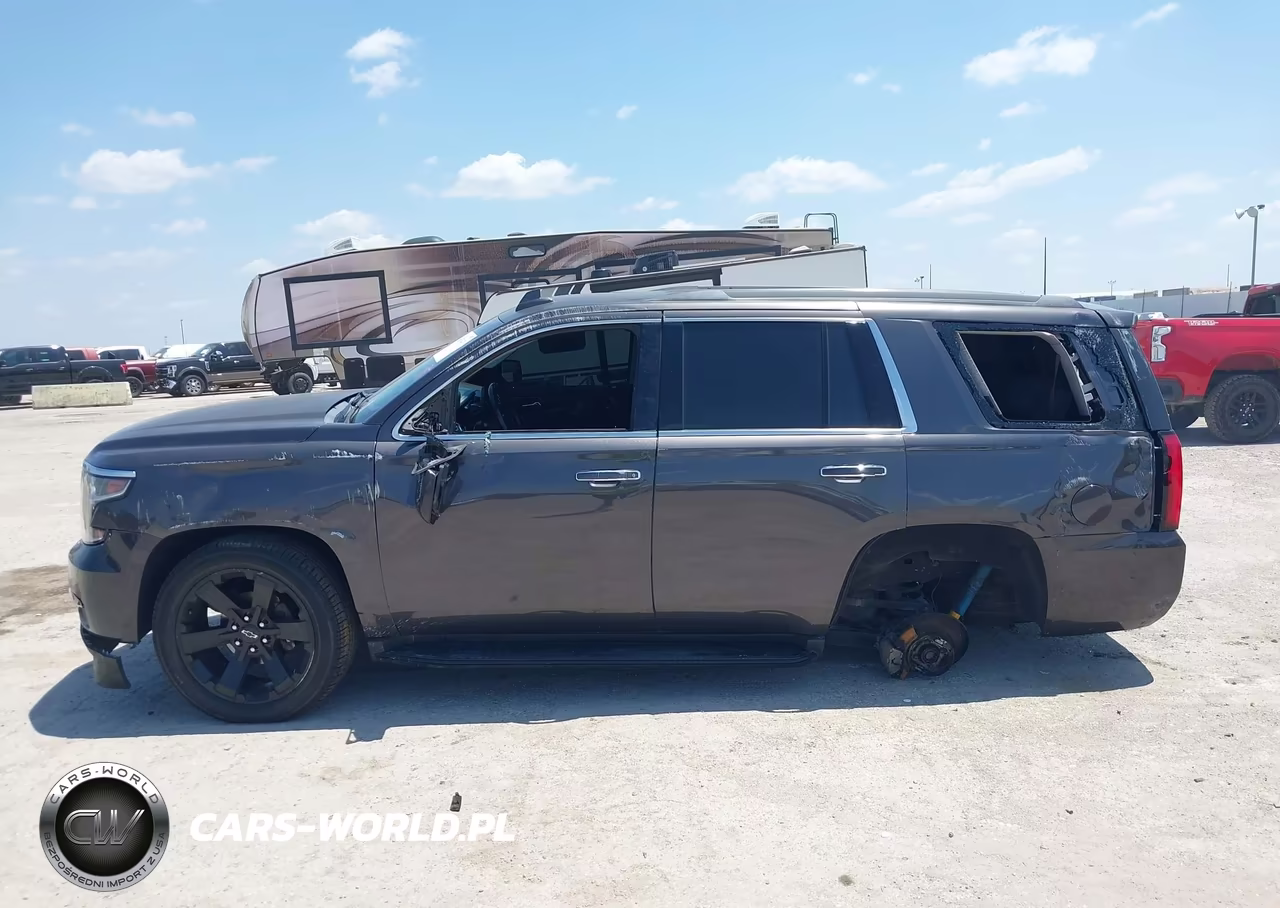 2017 Chevrolet Tahoe Ls VIN:1GNSCAKC8HR334143 - 14
