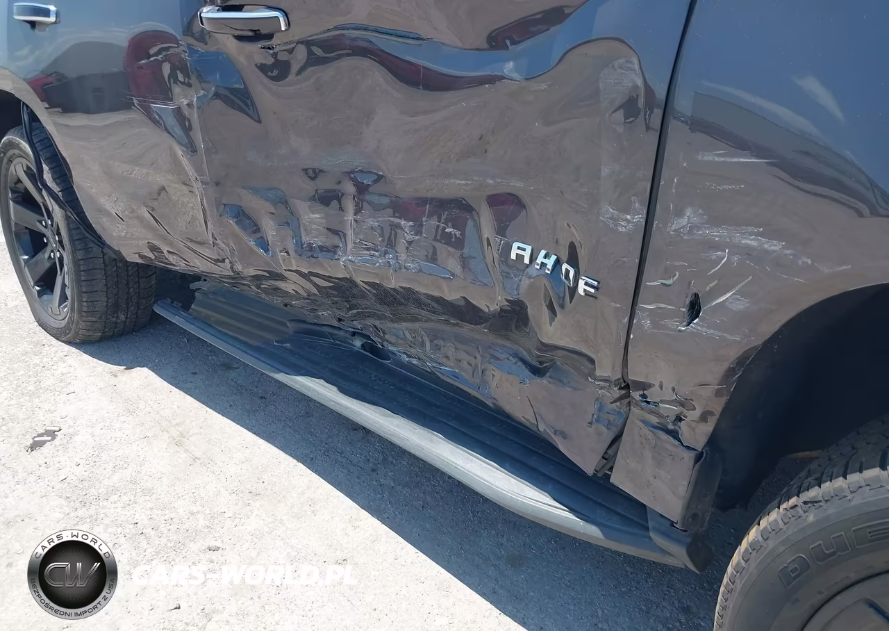 2017 Chevrolet Tahoe Ls VIN:1GNSCAKC8HR334143 - 17