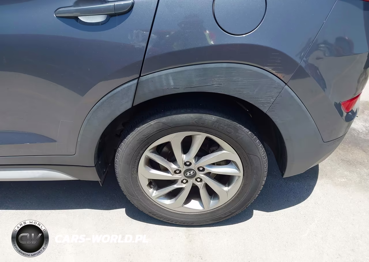 2017 Hyundai Tucson Se Plus VIN:KM8J33A41HU536602 - 18