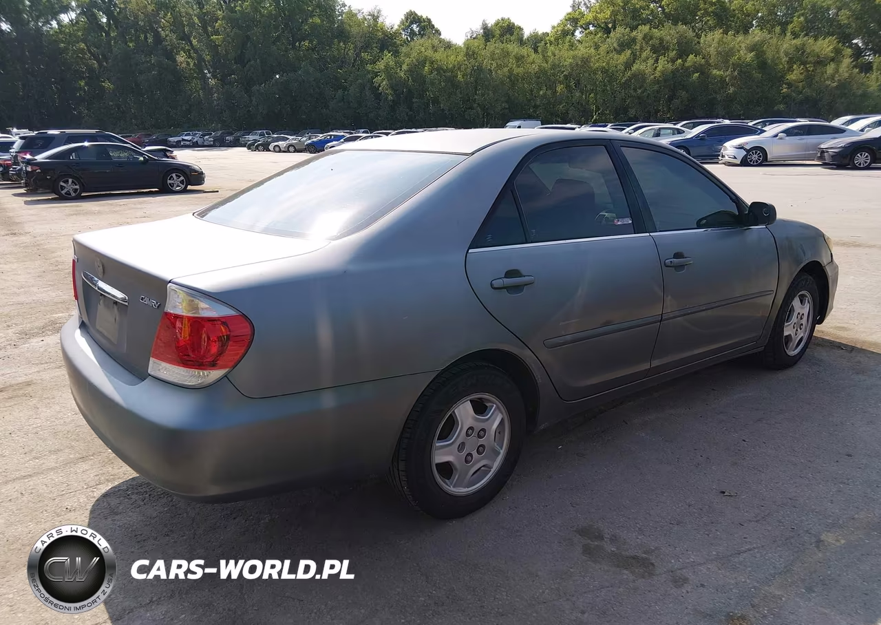 2005 Toyota Camry Std VIN:4T1BE32K35U985898 - 4