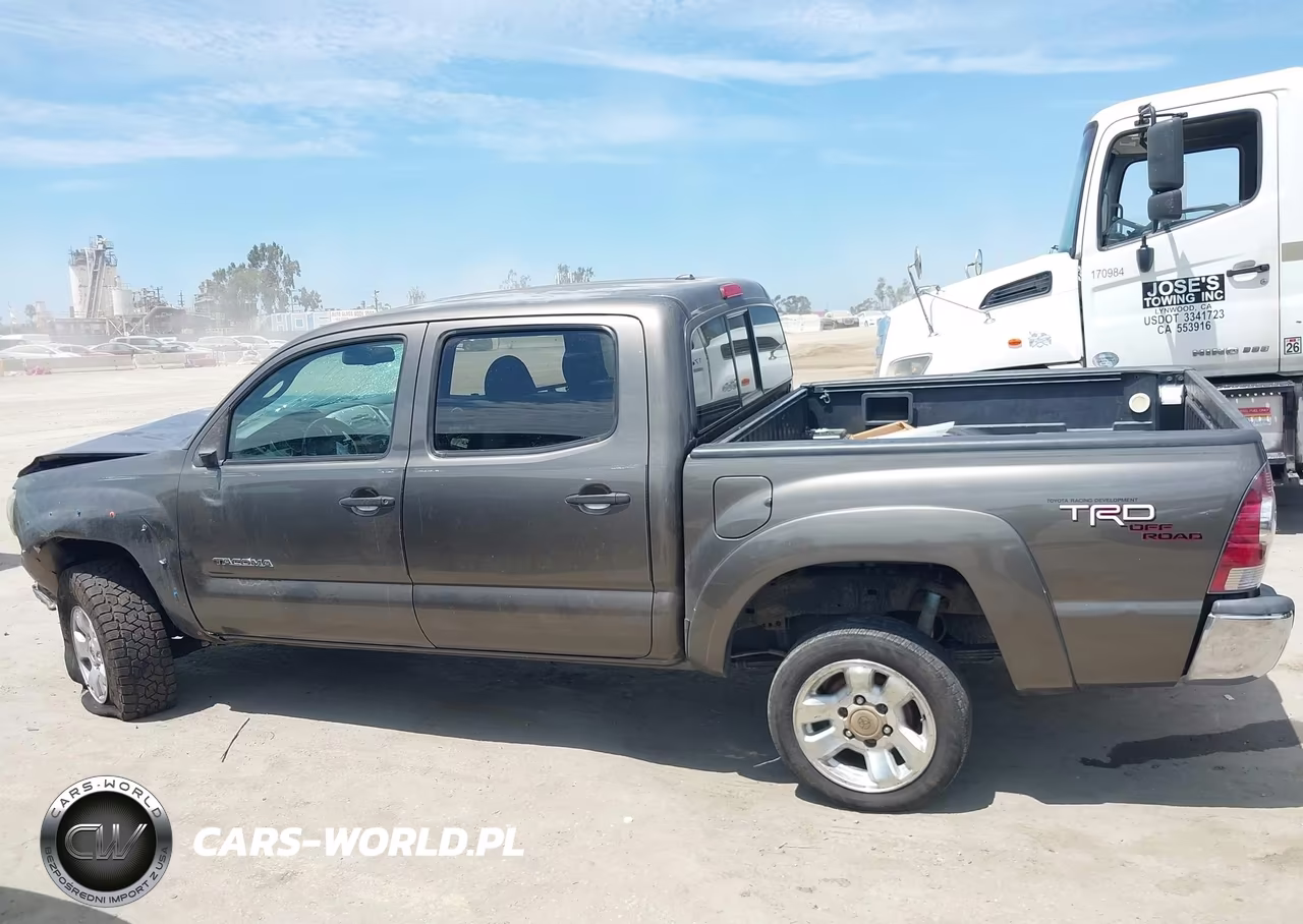 2009 Toyota Tacoma Base V6 VIN:3TMLU42N69M036674 - 14