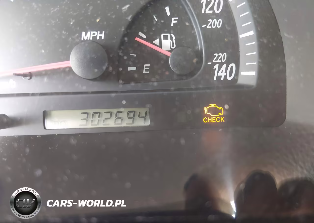 2002 Toyota Camry Le VIN:JTDBE32K620115084 - 16