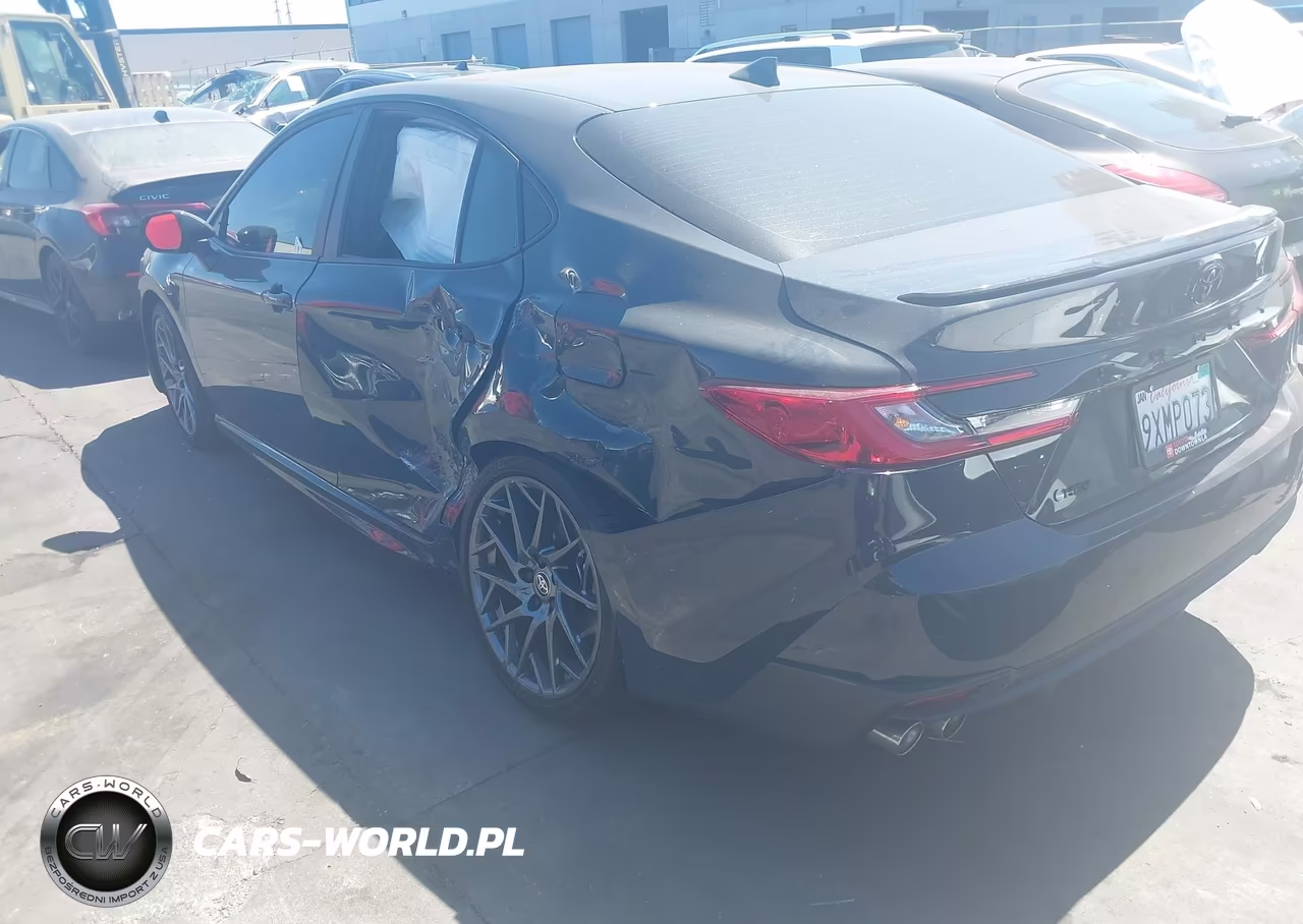 2026 Toyota Camry Se VIN:4T1DAACK8TU701329 - 3