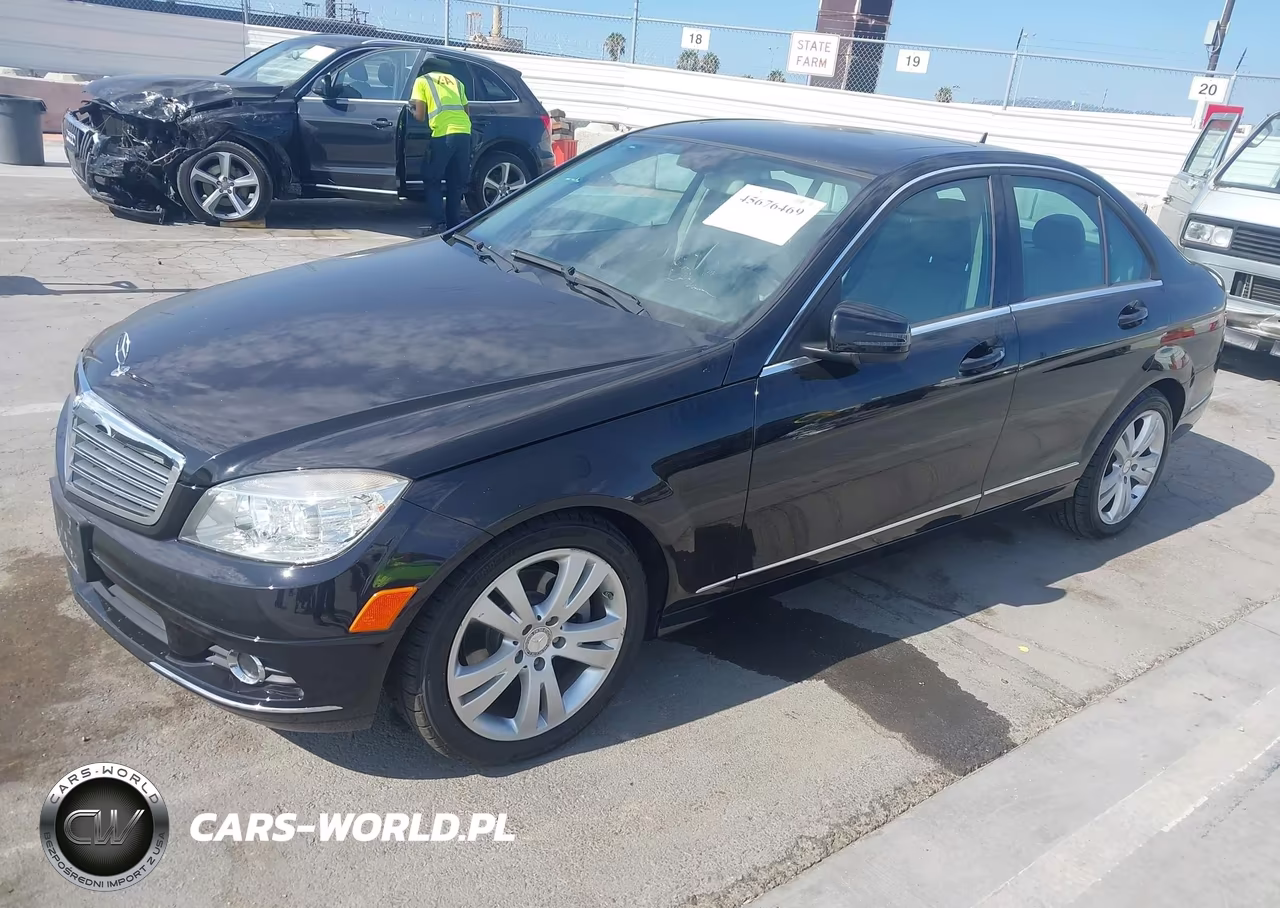 2011 Mercedes-Benz C 300 Luxury VIN:WDDGF5EB7BR151863 - 2