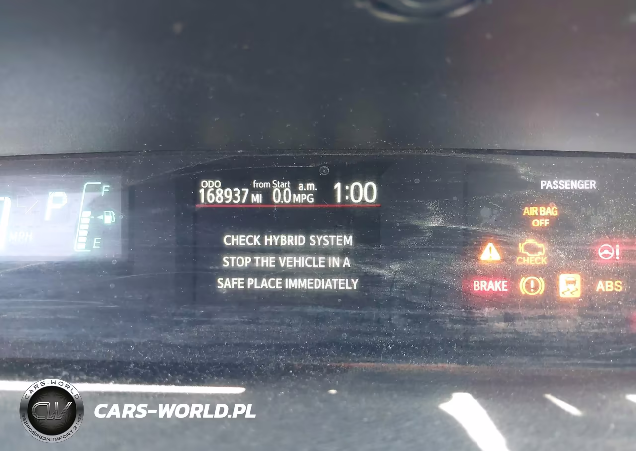 2013 Toyota Prius C Two VIN:JTDKDTB32D1551116 - 15