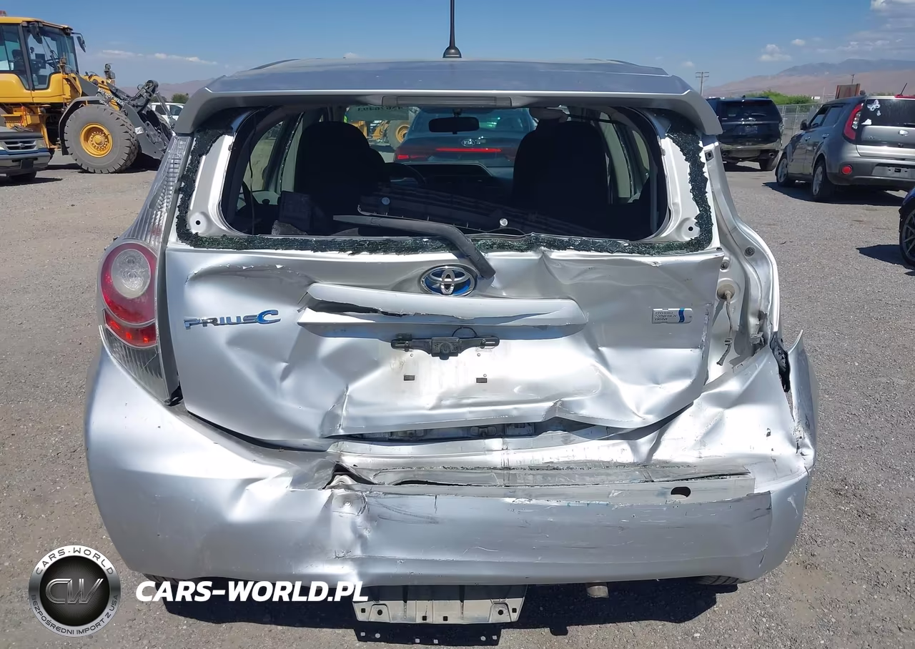 2013 Toyota Prius C Two VIN:JTDKDTB32D1551116 - 6