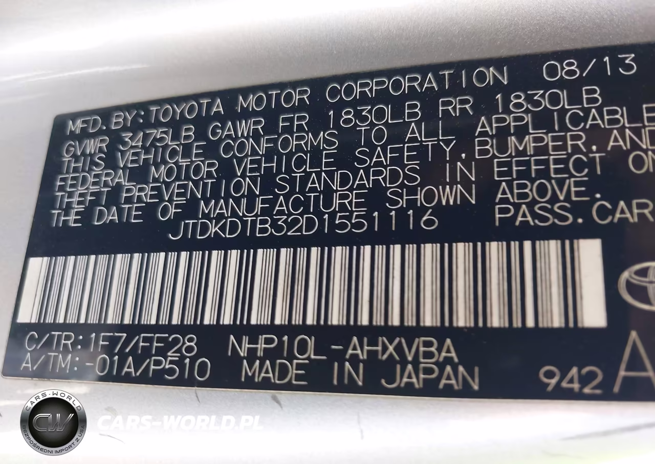 2013 Toyota Prius C Two VIN:JTDKDTB32D1551116 - 9