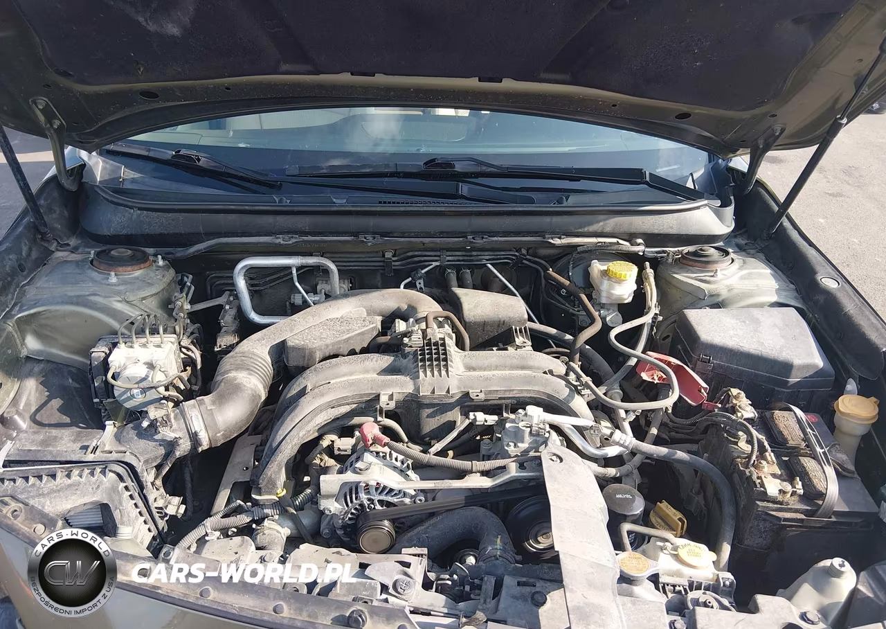 2018 Subaru Outback 2.5I Premium VIN:4S4BSACC3J3336199 - 10