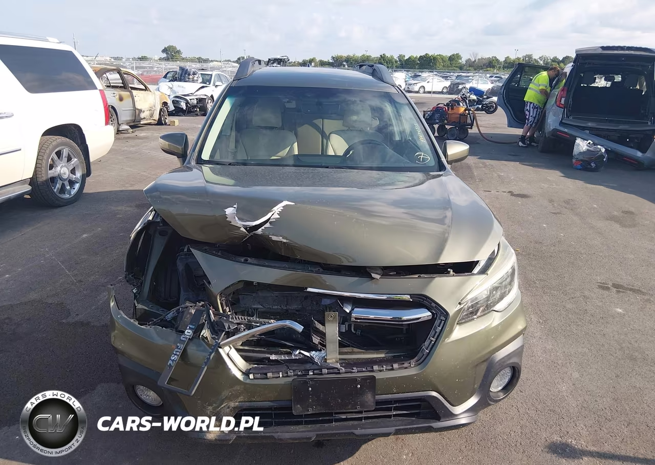 2018 Subaru Outback 2.5I Premium VIN:4S4BSACC3J3336199 - 12