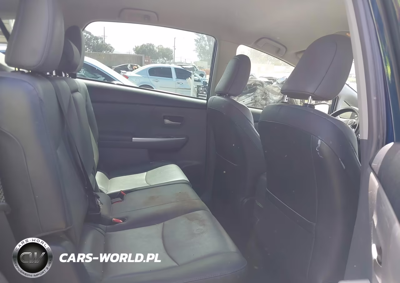 2013 Toyota Prius V Five VIN:JTDZN3EU3D3226771 - 8