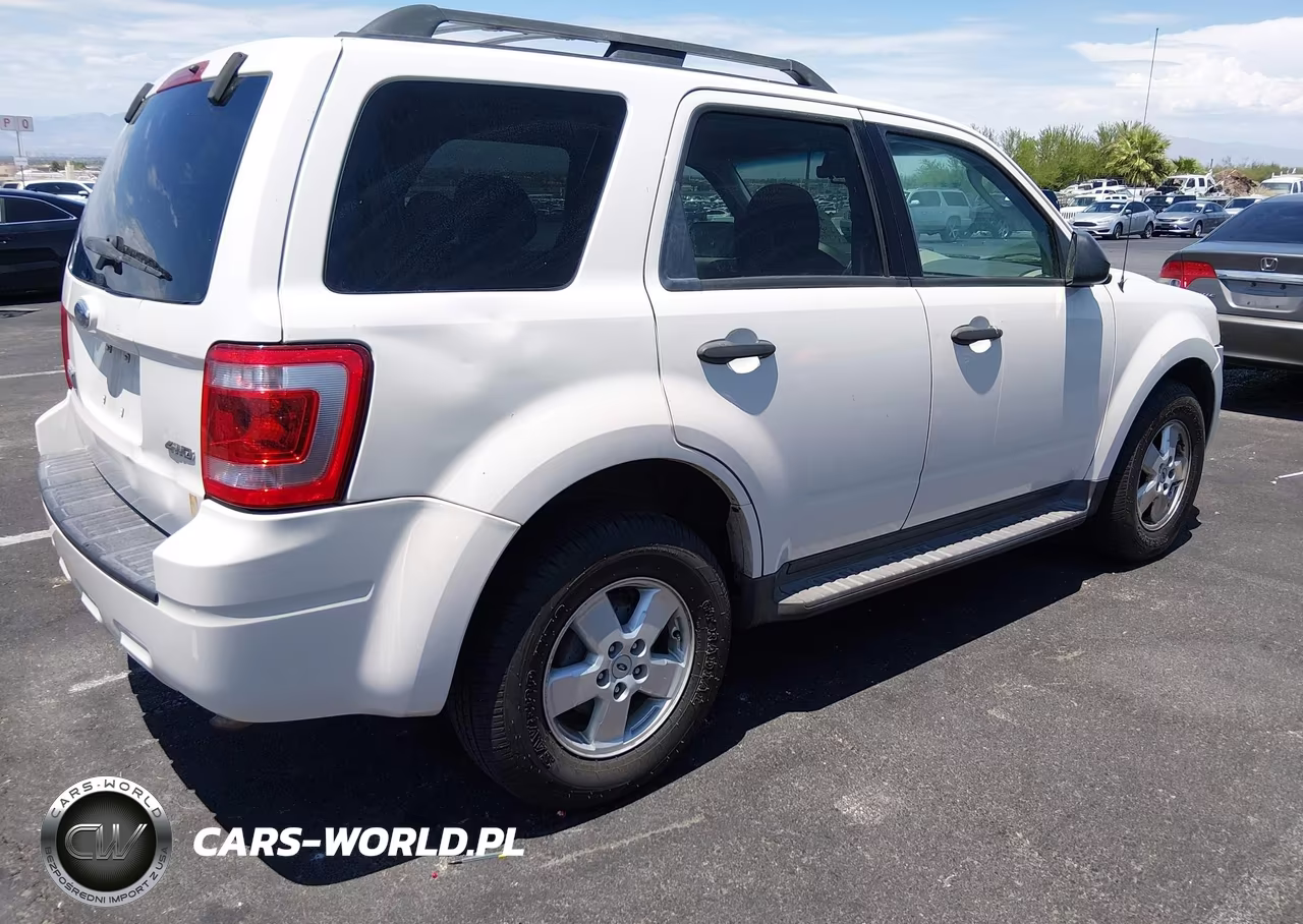 2009 Ford Escape Xlt VIN:1FMCU93G69KB28545 - 4
