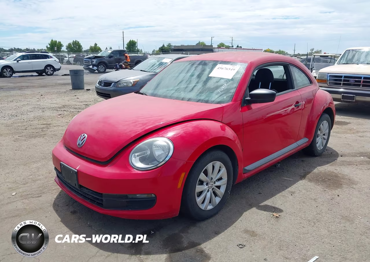 2013 Volkswagen Beetle 2.5L Entry VIN:3VWFP7AT4DM660596 - 2