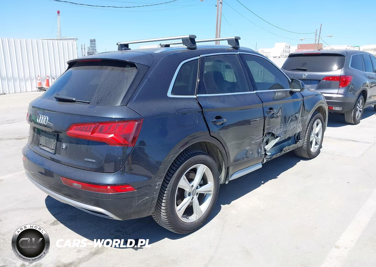 2020 Audi Q5 Premium 45 Tfsi Quattro S Tronic VIN:WA1ANAFY7L2063835 - 4