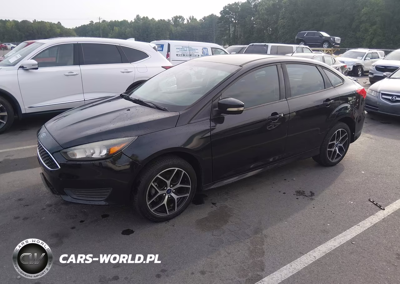 2015 Ford Focus Se VIN:1FADP3F22FL360519 - 2