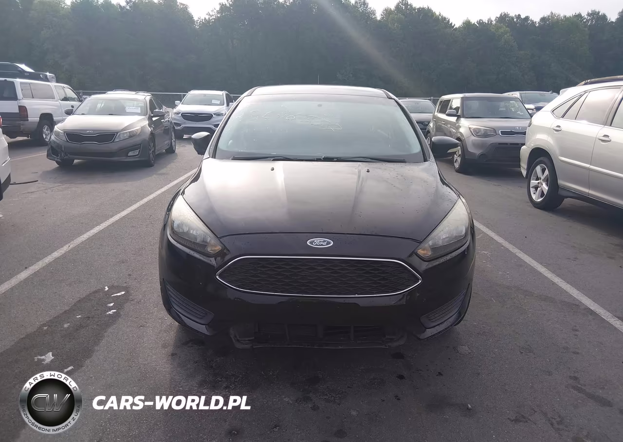 2015 Ford Focus Se VIN:1FADP3F22FL360519 - 6