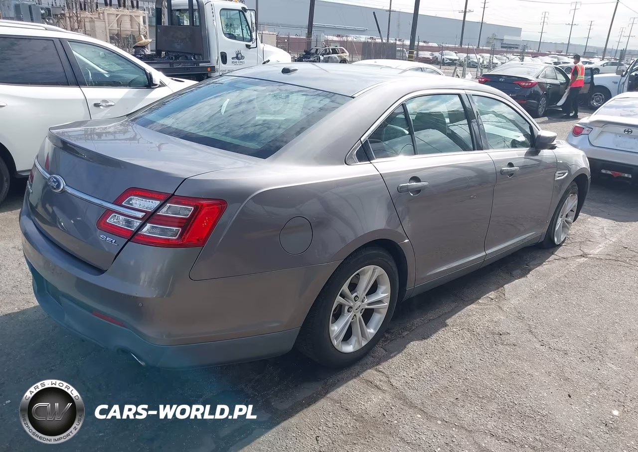 2013 Ford Taurus Sel VIN:1FAHP2E82DG201670 - 4