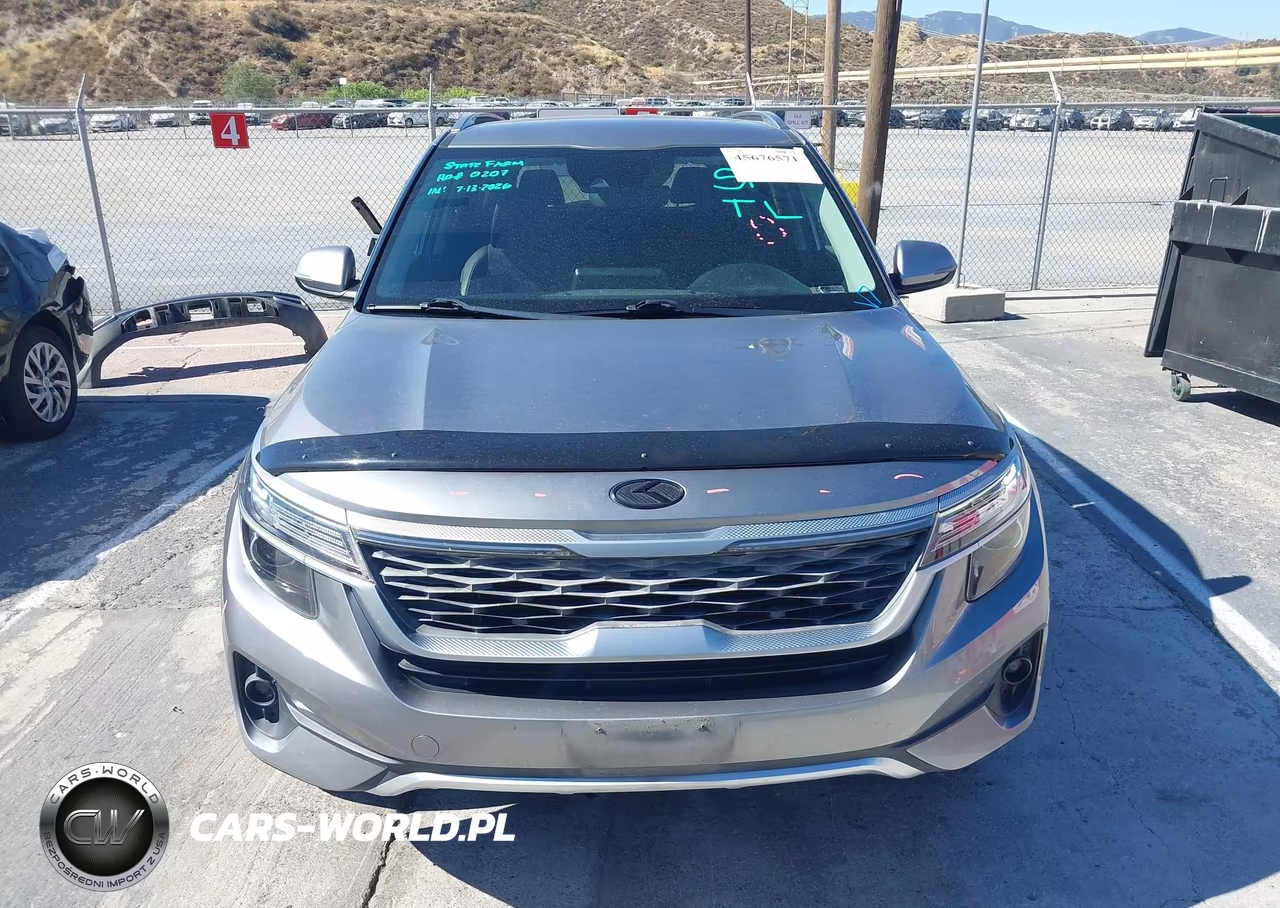 2021 Kia Seltos S VIN:KNDEUCAA1M7080330 - 13