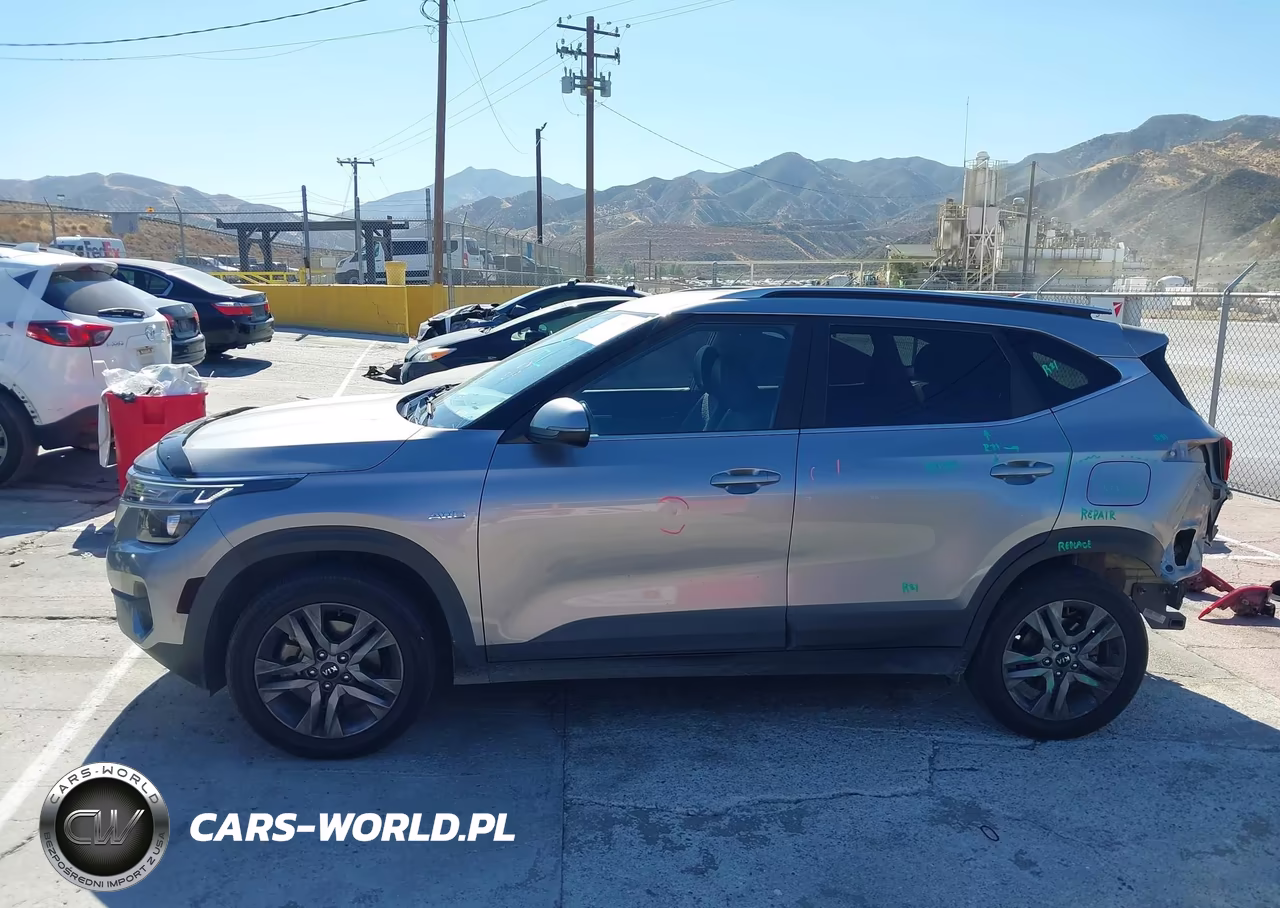 2021 Kia Seltos S VIN:KNDEUCAA1M7080330 - 15