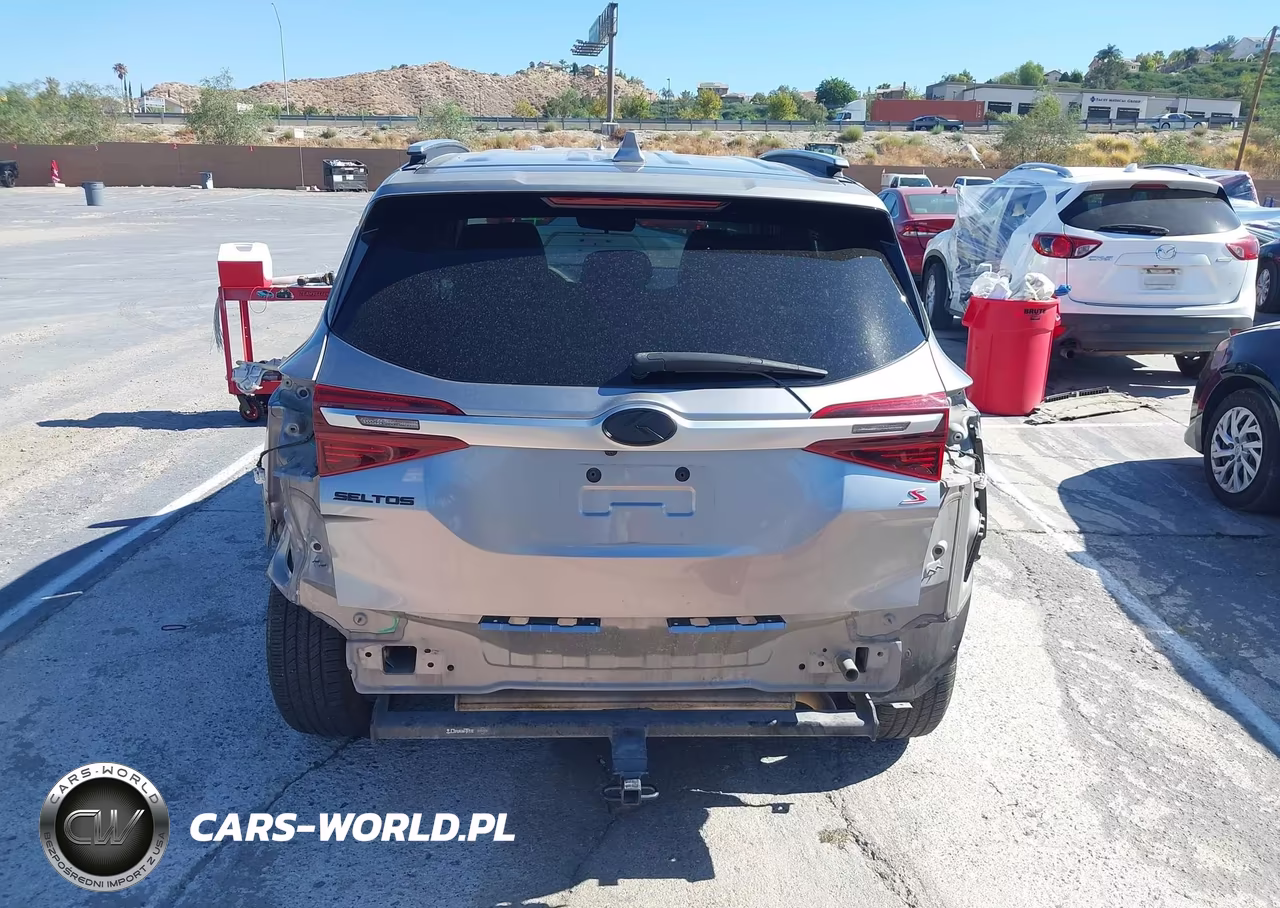 2021 Kia Seltos S VIN:KNDEUCAA1M7080330 - 17