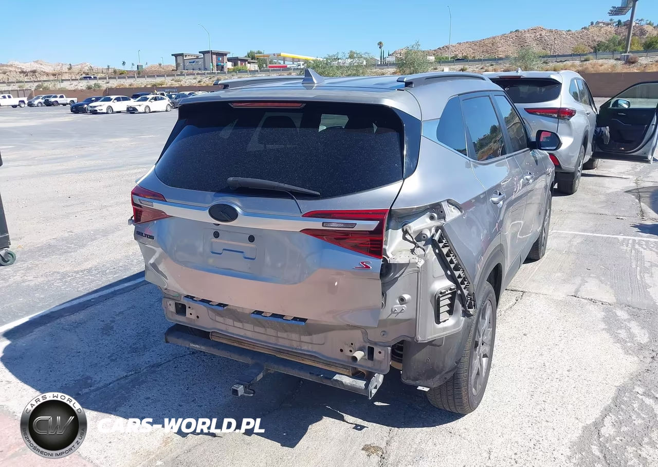 2021 Kia Seltos S VIN:KNDEUCAA1M7080330 - 4