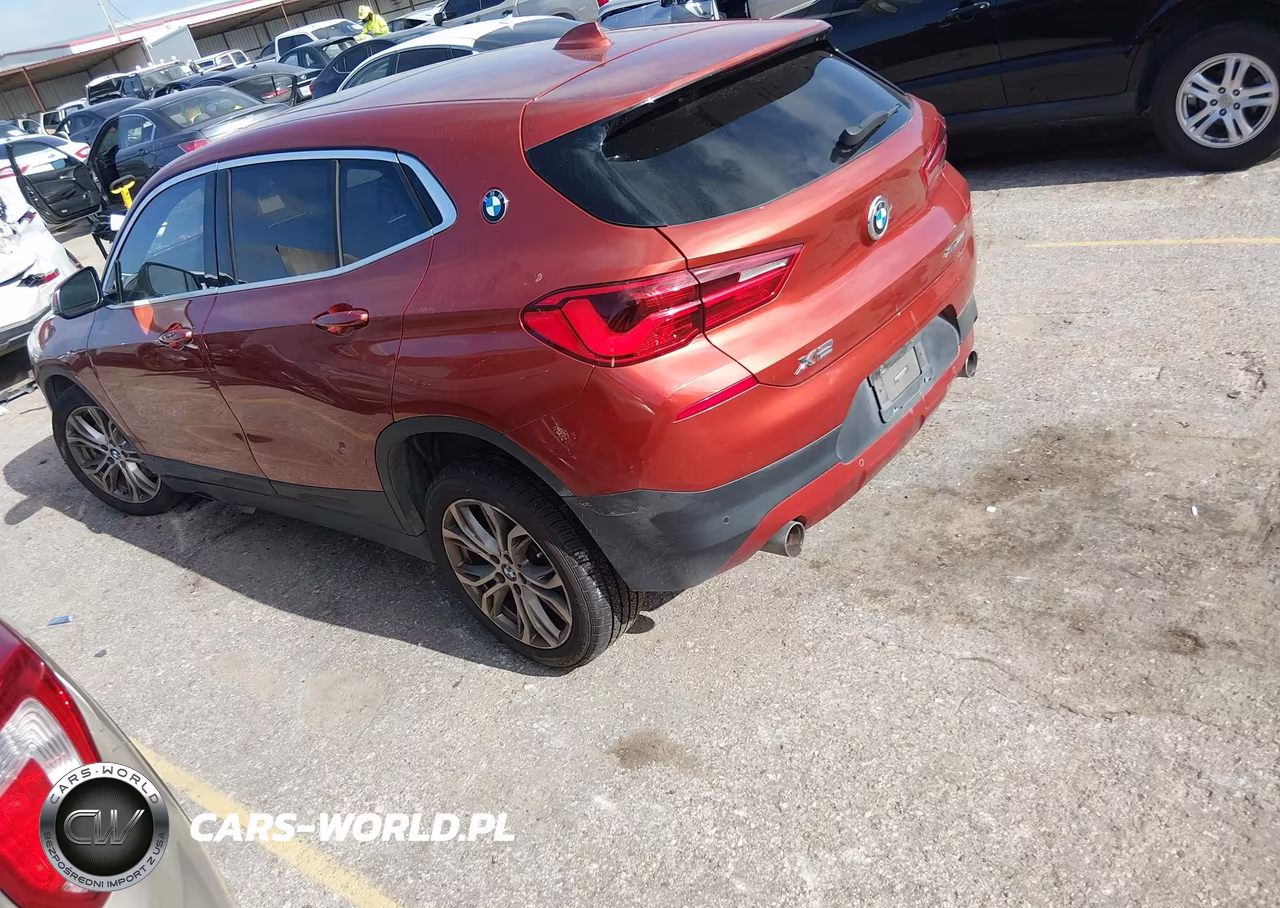 2018 BMW X2 xDrive28I VIN:WBXYJ5C33JEF73682 - 3