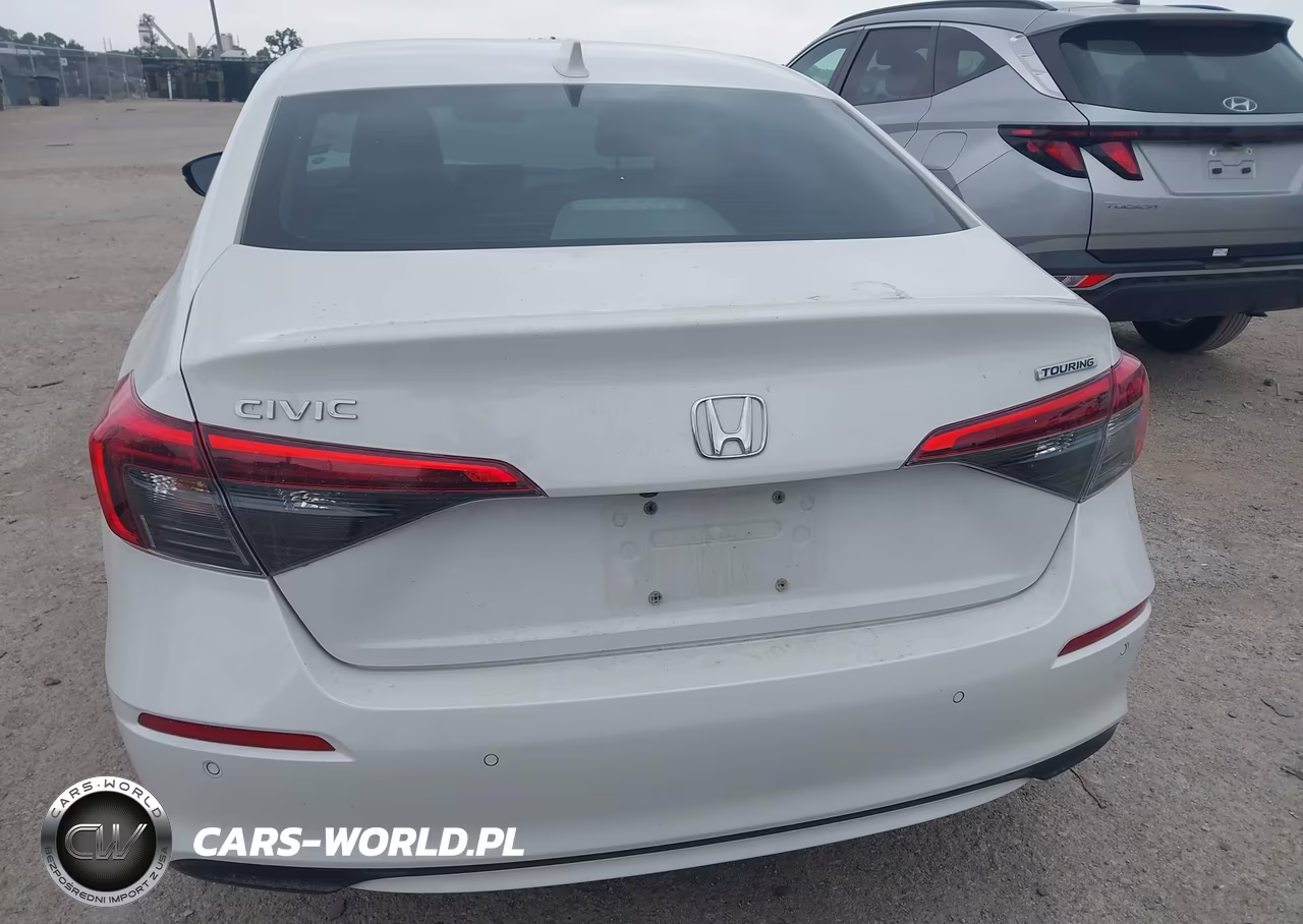 2023 Honda Civic Touring VIN:2HGFE1F94PH312417 - 17
