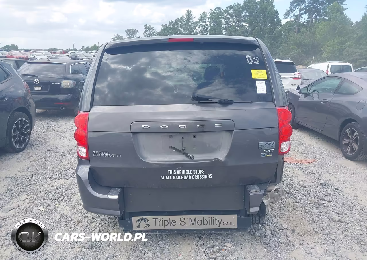 2015 Dodge Grand Caravan Sxt VIN:2C4RDGCG0FR527466 - 16