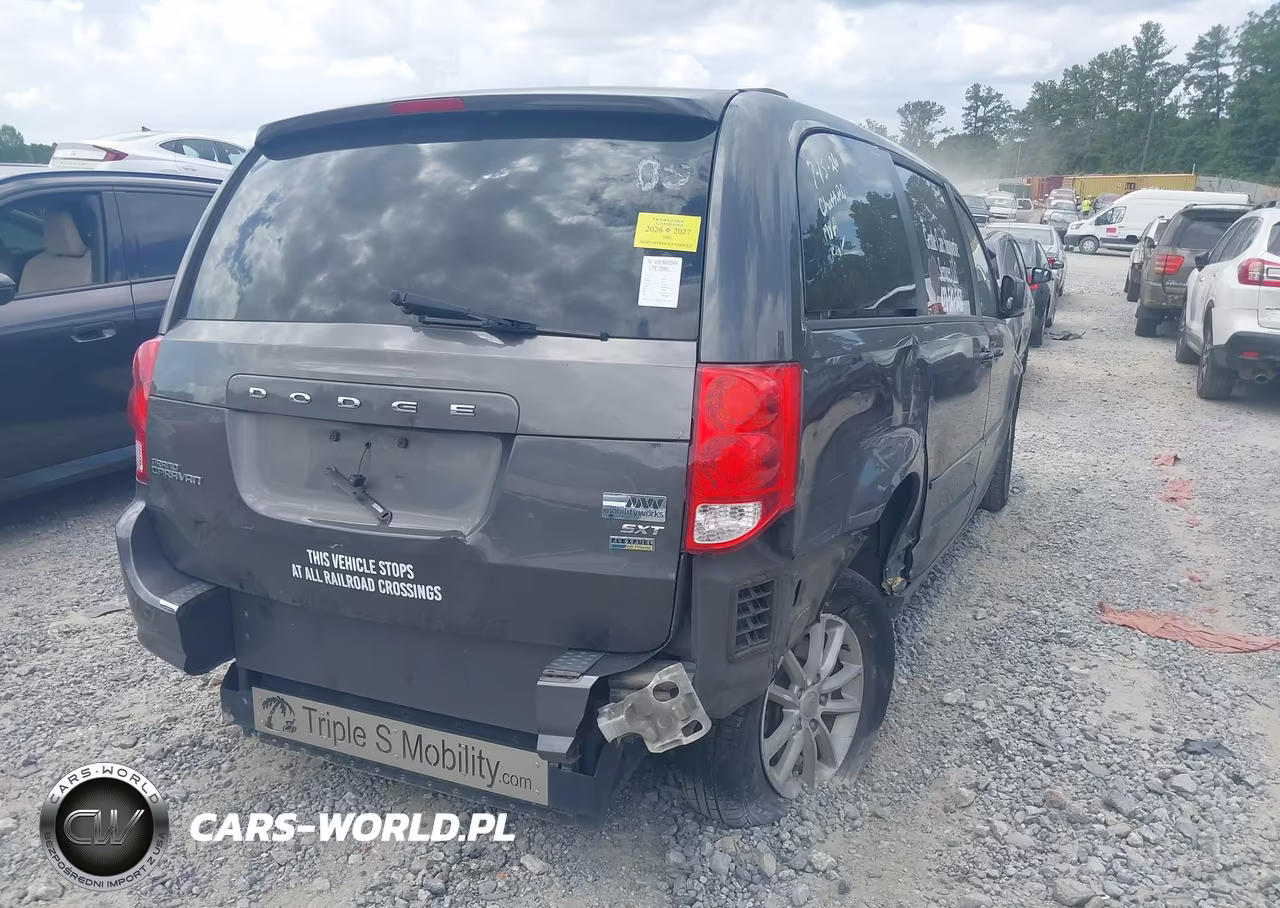 2015 Dodge Grand Caravan Sxt VIN:2C4RDGCG0FR527466 - 4